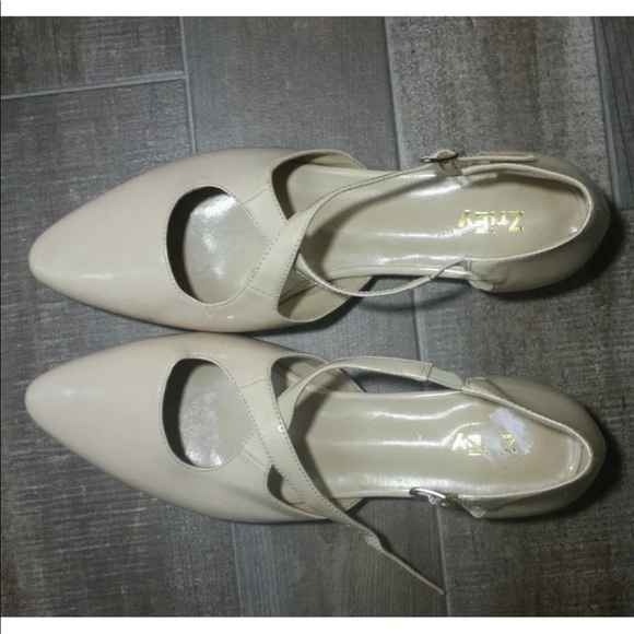 ZRIEY neutral flat sandals with straps - Picture 2 of 3